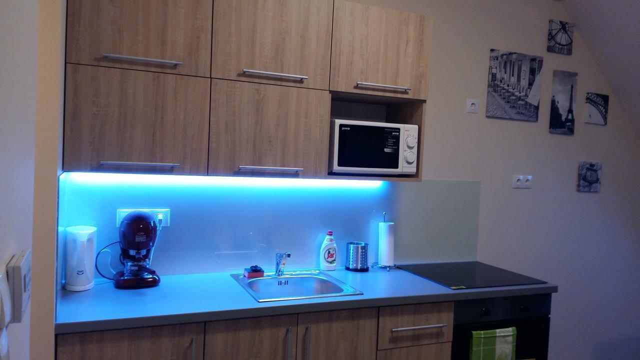 Tahiti Apartman Hajdúszoboszló Exterior foto