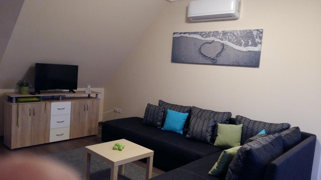 Tahiti Apartman Hajdúszoboszló Exterior foto